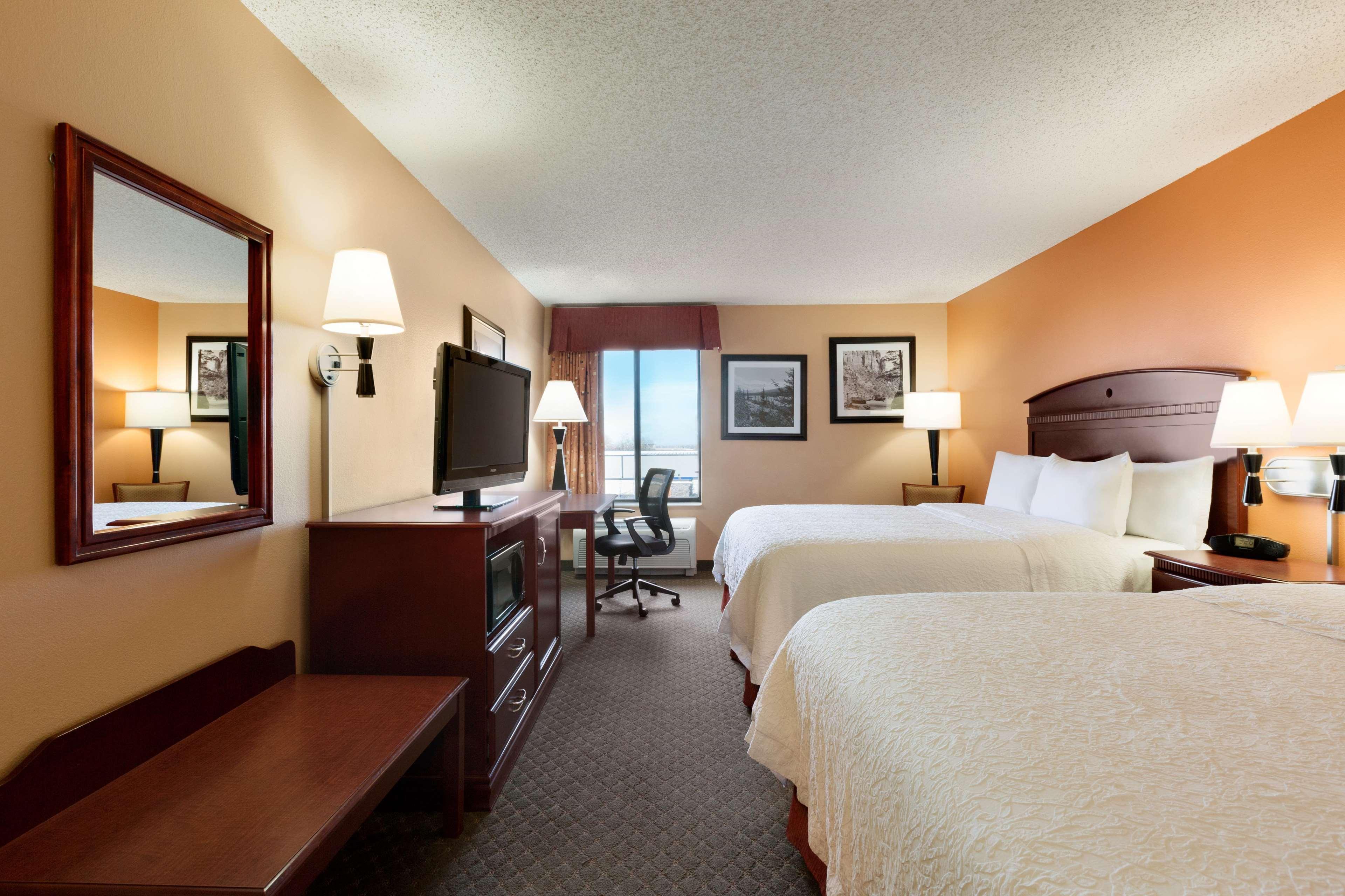 Hampton Inn Longmont Dış mekan fotoğraf