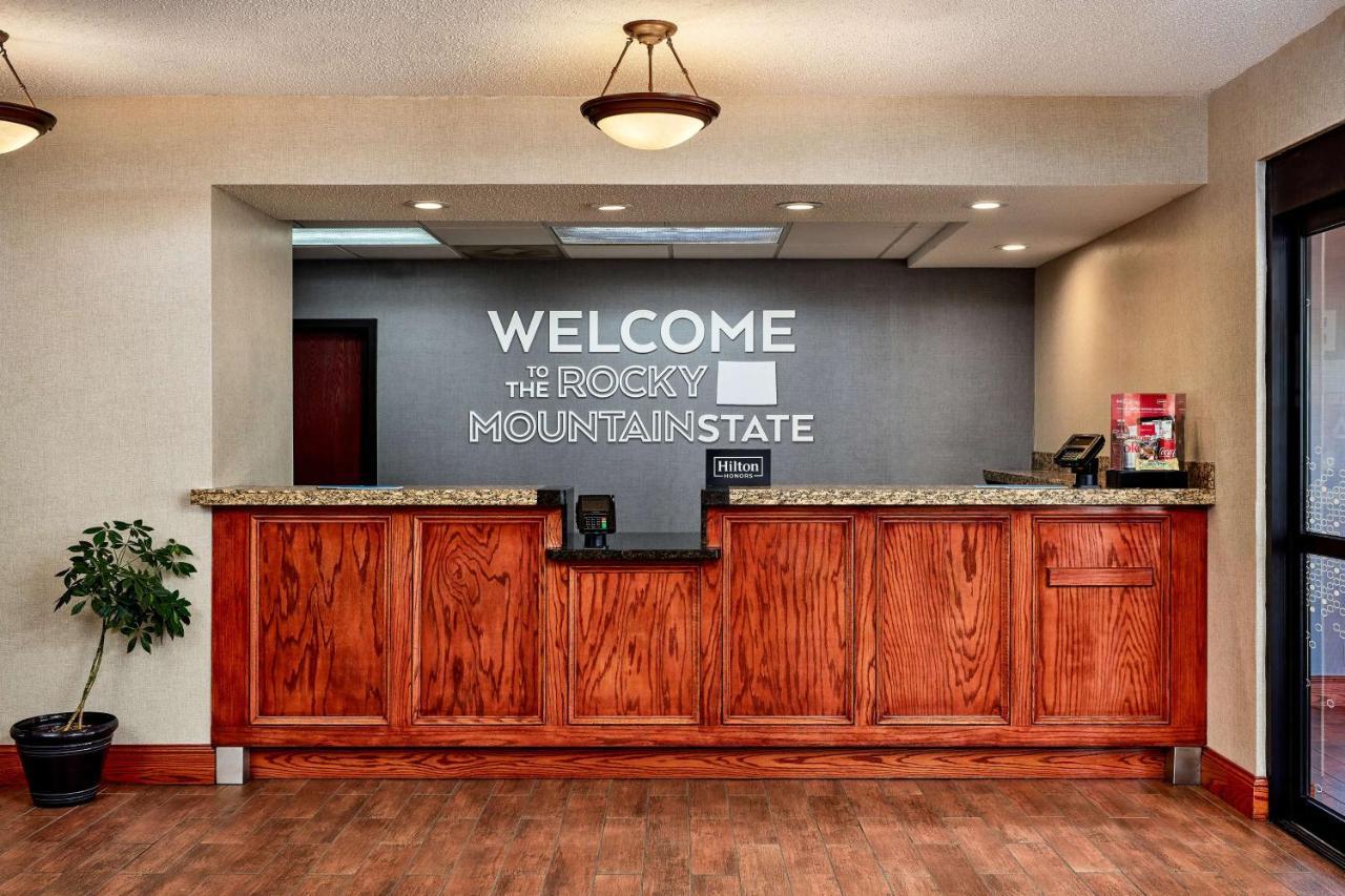 Hampton Inn Longmont Dış mekan fotoğraf