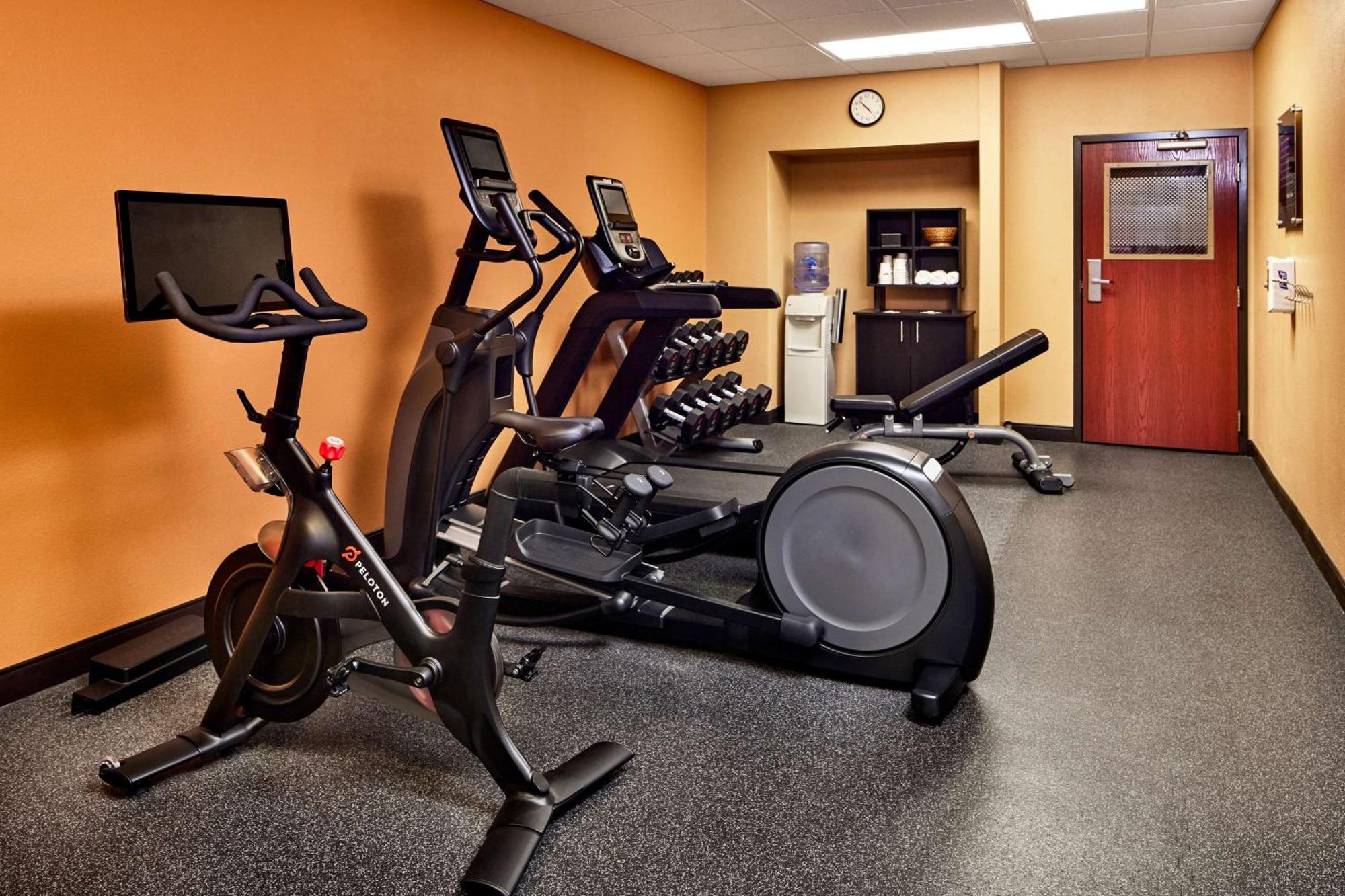 Hampton Inn Longmont Dış mekan fotoğraf